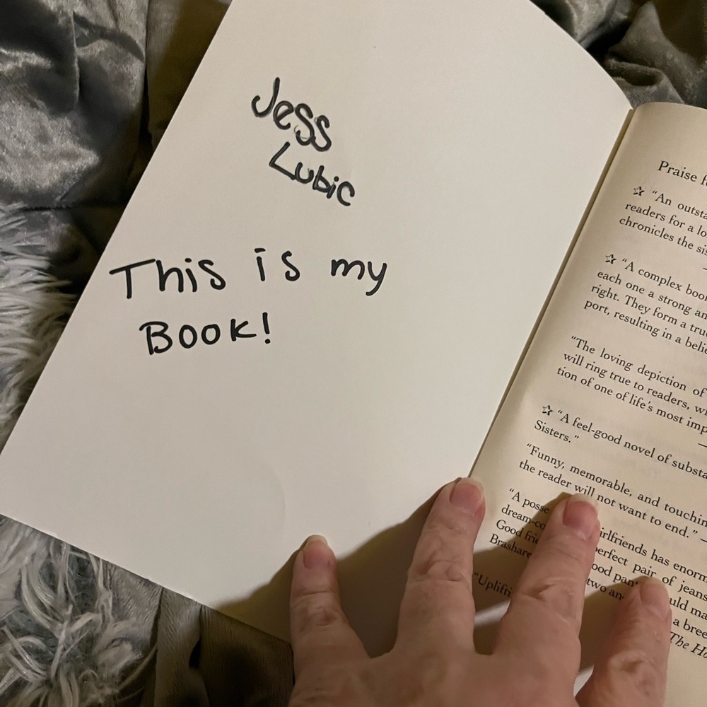The Sisterhood of the Traveling Pants Book by Ann Brashares - Picture 5 of 7